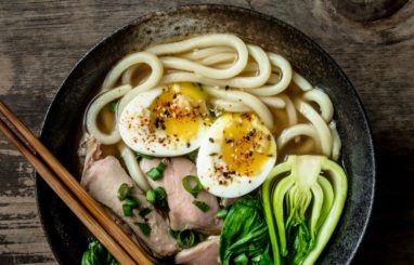 SOUPE AU DINDON ET NOUILLES UDON 