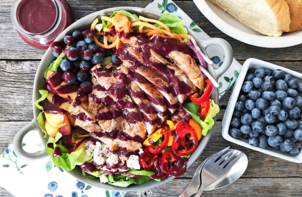 blueberry balsamic grilled turkey salad